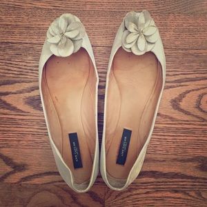 Adorable Ann Taylor Flats